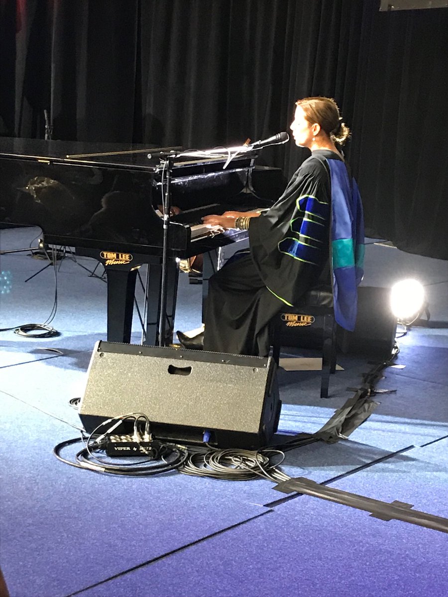Tantalusrange's tweet photo. Today’s special Convocation ceremony honoring Dr Sarah McLachlan with an honorary Degree & then her in turn honoring us with her music!! #iluvcapu, #convocation2019 #CapU #hugefan #luvmyjob https://t.co/gwGc61yg04