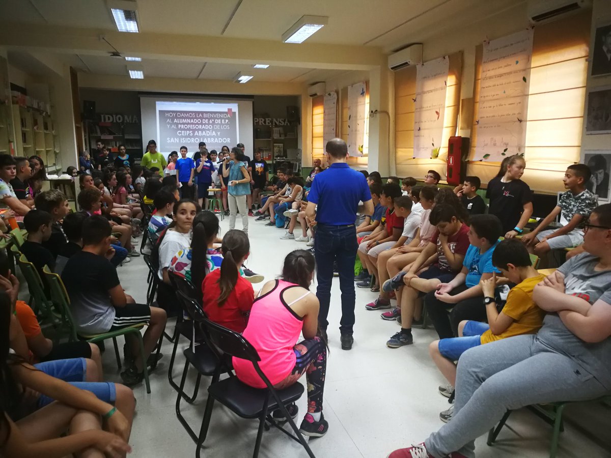 #coleAbadia agradece la implicación personal y profesional en Programa Tránsito a <a href="/eliesaricel/">IES ARICEL</a> <a href="/doraricel/">Departamento de Orientación IES Aricel</a> y <a href="/BiblioAricel/">Biblio Jose Redondo</a> #agalma # #mindfullness #huertoescolar... Gracias <a href="/dguerreroramos/">Daniel Guerrero Ramos</a>