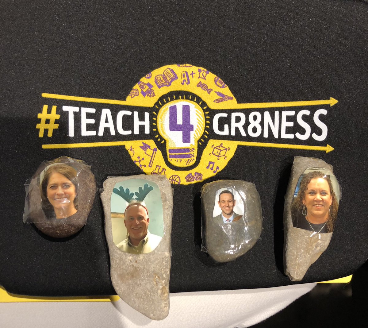 Kati Reolfi tweet media