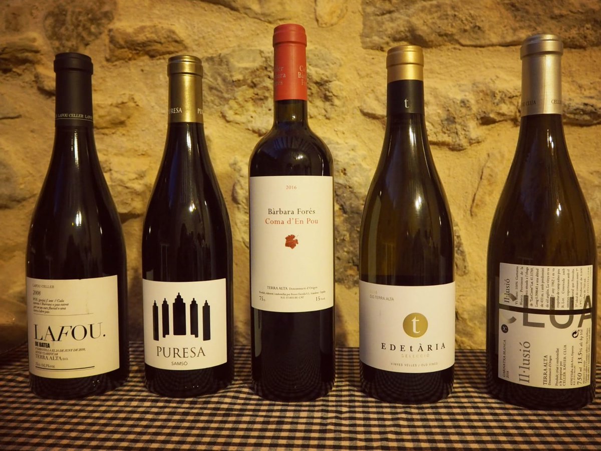 ViOrigen's tweet photo. Cap de setmana intens amb la jornada "TransCatalònia 2019" per l' @IceaCat, servei de vins a copes a #lAldea, un grup de gent de #Barcelona, i una família de #Lleida pel @BenvingutsPages #ViOrigen #TerraAlta https://t.co/QlINEiLOaQ https://t.co/diSVH870Ya