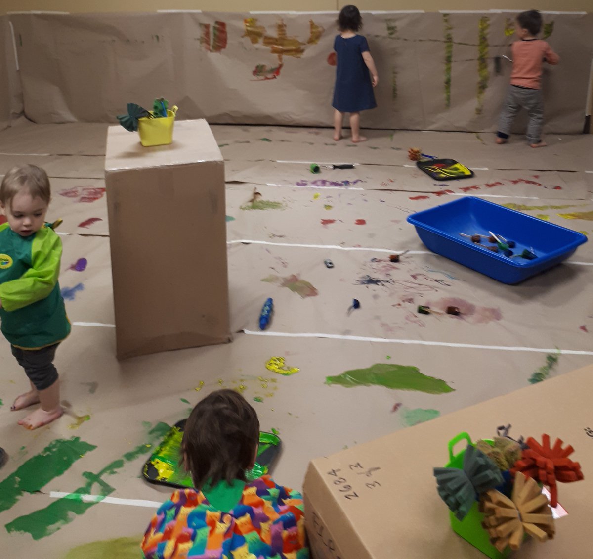 Childreach's tweet photo. Visit @Childreach this Friday to celebrate #KidsFirstDay & join our FREE & totally FUN Messy Materials program. A creative art exploration using different materials like paint & clay using unique tools to enhance the experience. Wear your old clothes, this WILL get messy! 10-11am https://t.co/v0cvda130g