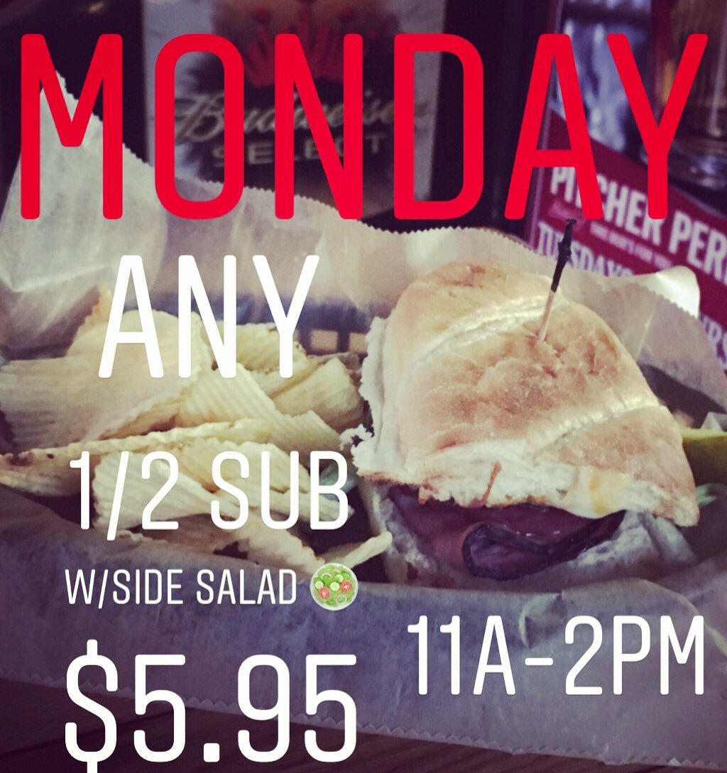 LuckysST's tweet photo. I swear it was Friday 5 minutes ago
#dailylunchspecial #athensohio #courtst #lunchtime https://t.co/0NljaOTb8Y