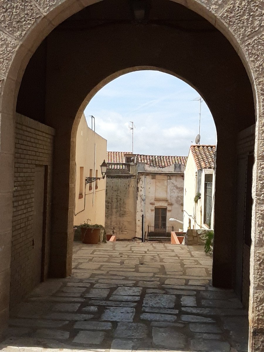 BramvdW's tweet photo. Beatiful places #ajmontroig #costadaurada https://t.co/pTsfEObd03