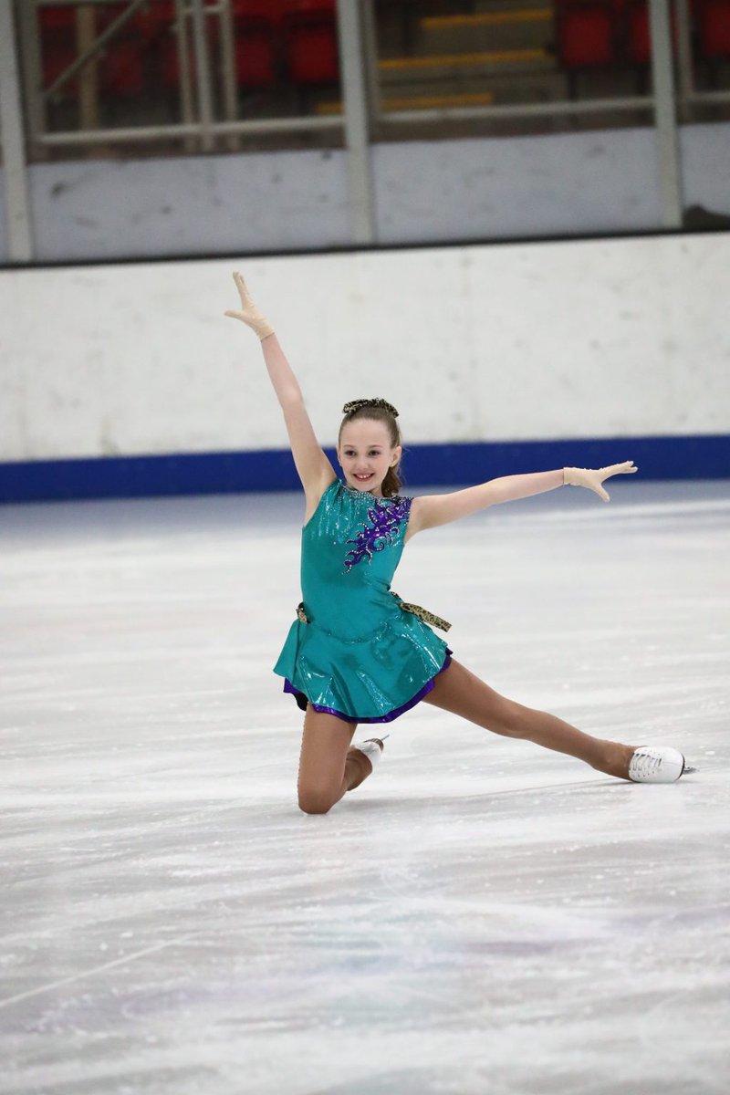 Dancing On Ice: Cardiff Club Duo Emily And Maeve Qualify For British Championships dai-sport.com/ice-dance-card…