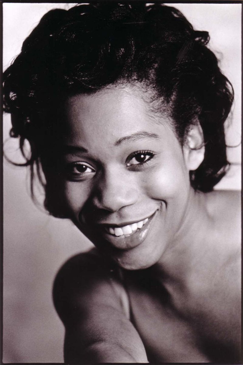 CreatPlatAcad's tweet photo. No stranger to the #spotlight or #JabberTalkShow 40 #questions @ninaspage will be #sharing Reg NOW 13th June #Soirée #conversation https://t.co/hQfRWg6afs #CantMissIt #singer #BillieHoliday #PizzaExpress #opera #jazz #tickets #FREE #LIBRARYLondon @JacquieMalcolm @ColourfulRadio https://t.co/Vk8rko4wZT