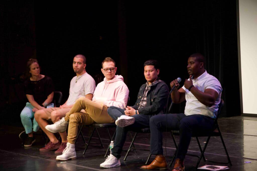 CUNYhums's tweet photo. Photos from our @LaGuardiaCC @MellonFdn Humanities Scholars Showcase from May 22 are now on our website. Read more about the students' projects here: https://t.co/SZildaZew7 #humscc #fight4edu https://t.co/NSVvH7OFjg