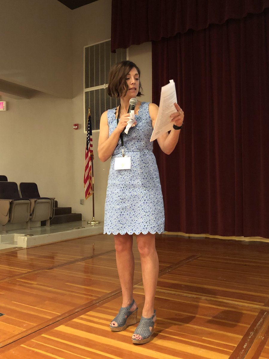 karenar_teach's tweet photo. @NDLiteracy introductions and welcome by @TinaPletan #ndlit https://t.co/Kphx6Aepu2