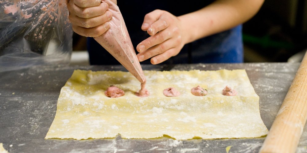 This Week: Alumni Dinner with Matt Broeze and Pasta Making with Andrew! - mailchi.mp/russetphilly/n…