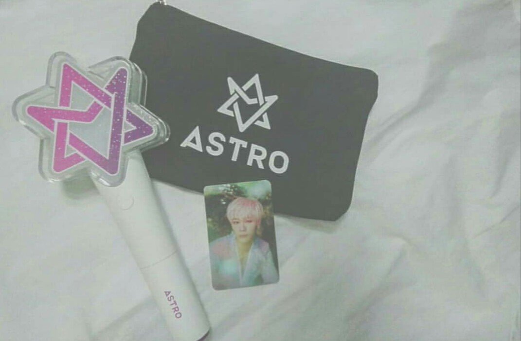 ASTROoooooo_'s tweet photo. AROHAさん増えてきたのでタグ!!

✡･:* 01line

✡･:* 福岡ロハ

✡･:* ビニﾖﾘﾉallぺん

#ASTRO #아스트로 #アストロ
#AROHA #아로하 #アロハ
#엠제이 #진진 #차은우 #문빈
#라키 #윤산하 
#ロハ #ロハさん
#AROHAさんと繋がりたい
#AROHAさんRT 
#RTした人全員フォロー
#ロハさん絶対フォロバ https://t.co/3NltFarKqa