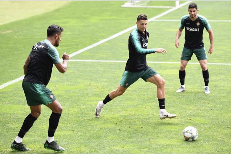 Espírito de equipa!💪🏽🇵🇹 #tudoporportugal