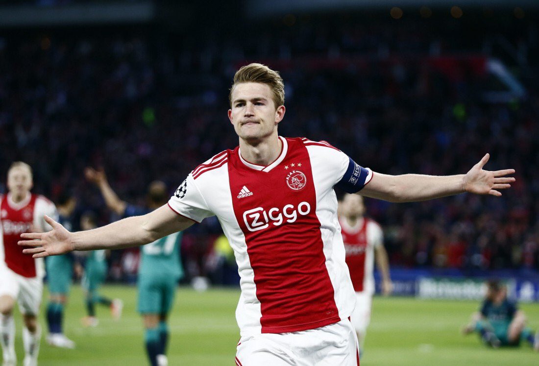 SkySportsNlews's tweet photo. @AFCAjax accept £62million bid from @LFC for Matthijs De Ligt. The 19 year old has been given the green light to talk to the club to agree on personal terms. #SSN https://t.co/152wucmHxf