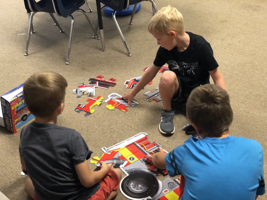 CuthCrew2's tweet photo. Starting the morning with puzzles to increase cooperation, communication, and problem solving skills. #puzzletable #CCS_TLT #ShineBogerBright #KidsDeserveIt #ecechat https://t.co/IGWAuPO1GL