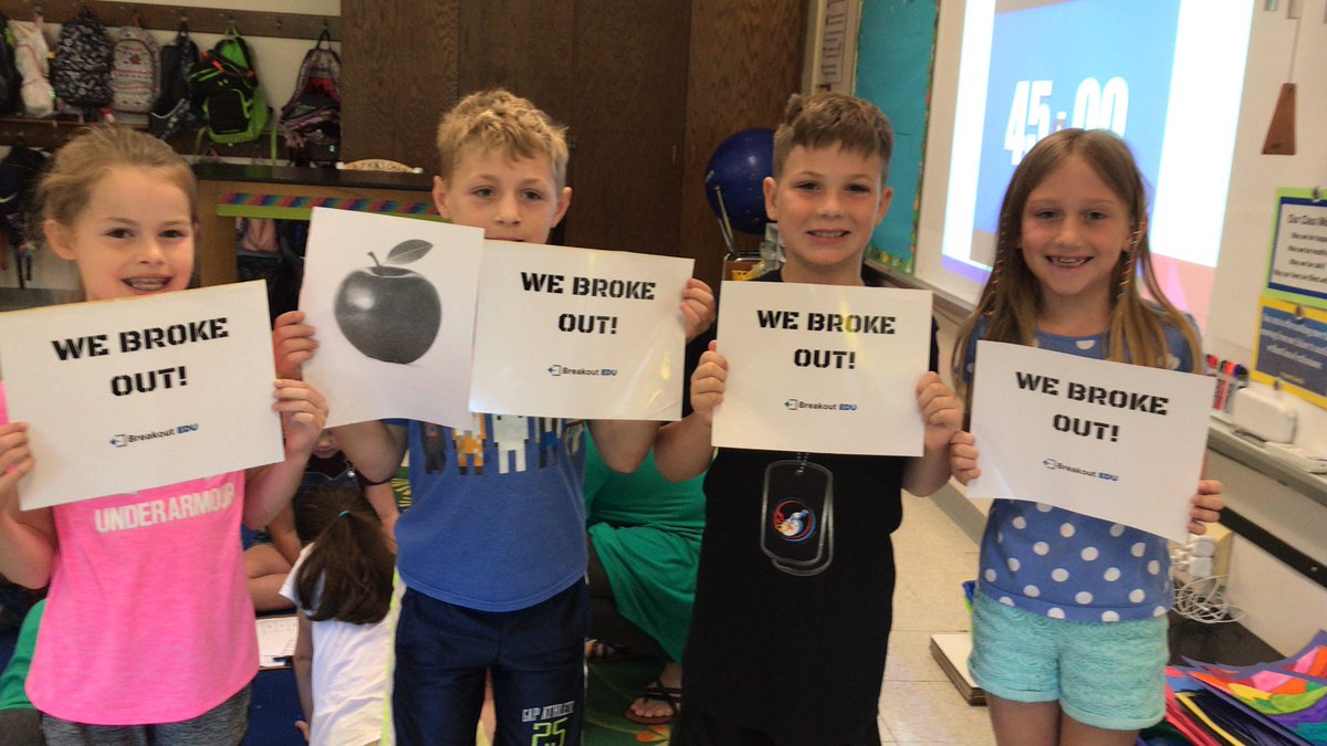 s_rosboro's tweet photo. They broke out! Fraction, Money, and Time Masters! @JackieLa3rd @TechyBec #BASDPride https://t.co/4UovJi0if0