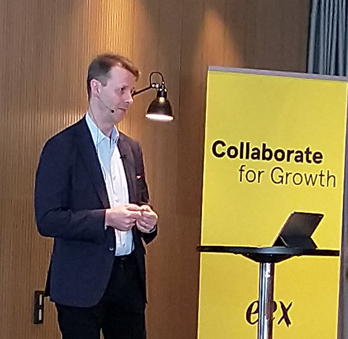 R Siilasmaa #CollaborateForGrowth: "When the good people fall silent, the organization is in trouble". Questioning the current; welcoming failure, i.e. learning; asking why; ownership, feeling of purpose lead to success. Something for public organizations to consider??