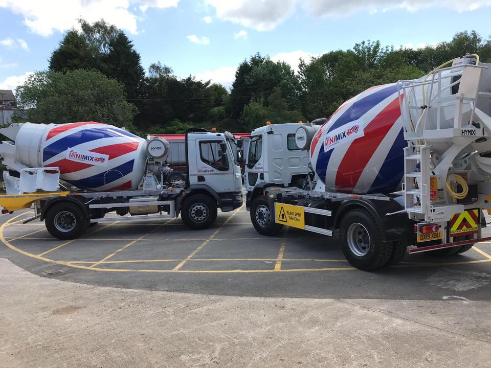MCRMiniMix's tweet photo. MCRMiniMix NOW AVAILABLE. For all your mini mix needs in the North Manchester and South Lancashire areas contact 0161 763 1791. gbmanchesterminimix@cemex.com https://t.co/BU9GeUQJEF