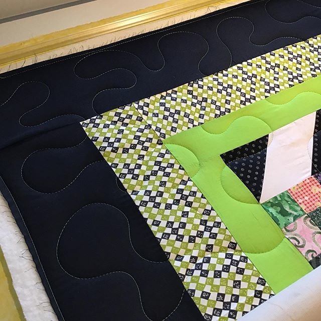 andrea_r's tweet image. When the customer says “whatever you think is best” for thread colour.... 😂😍 #kryptonite #limegreen #glidethread via Instagram bit.ly/2HSir72