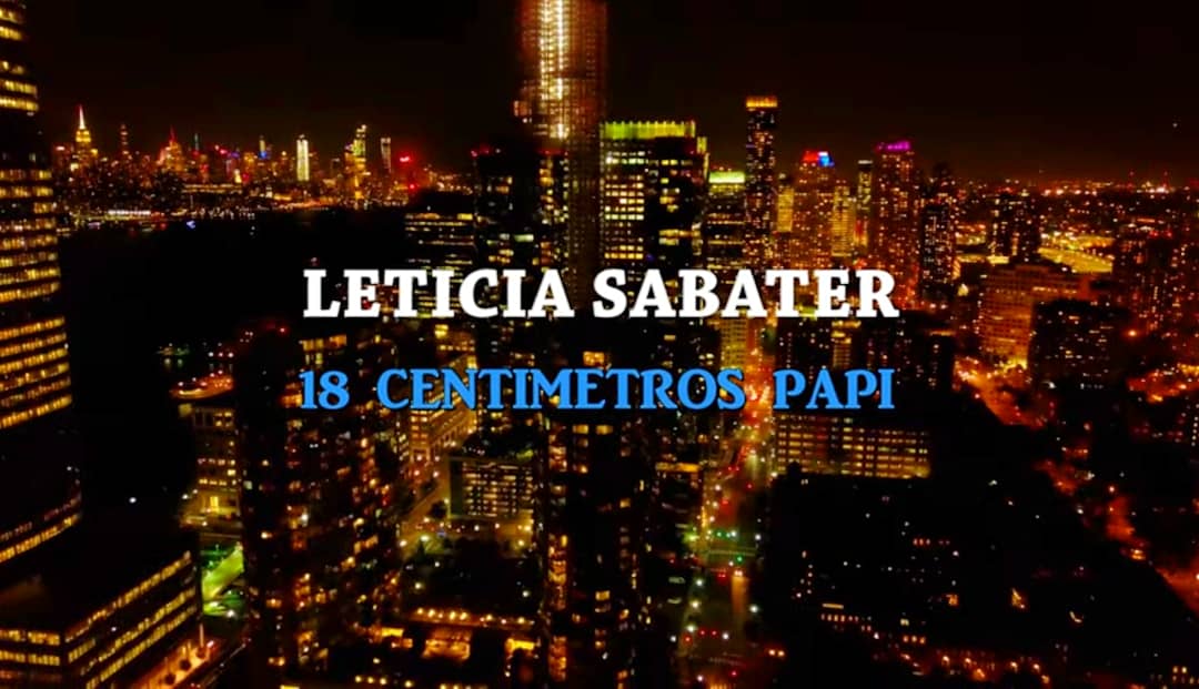 farrandemora's tweet photo. Bravo @leticiasabater por esta parodia de la infra musica y esta letra reggeatonera tan extrema. Si lo saca @lazowi69 no habria tanto hate y #agediscrimination en las redes. #stopagediscrimination #18cmpapi #leticiasabater #mami #LeticiaSabater https://t.co/jxFwL0VkFJ