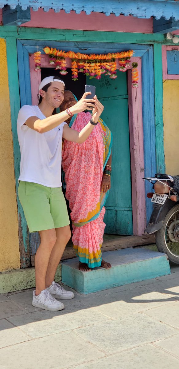 georgetownindia's tweet photo. #Georgetown student Martín Carrizosa during a visit to Mhaswandi with @WOTR learning about collective watershed management and women’s self-help groups
@georgetownsfs @GlobalGtown @Georgetown @irfannooruddin
#GUIndiaStudio #CentennialLab #SFSSummer #GUIndia #India https://t.co/Er2DR648f6