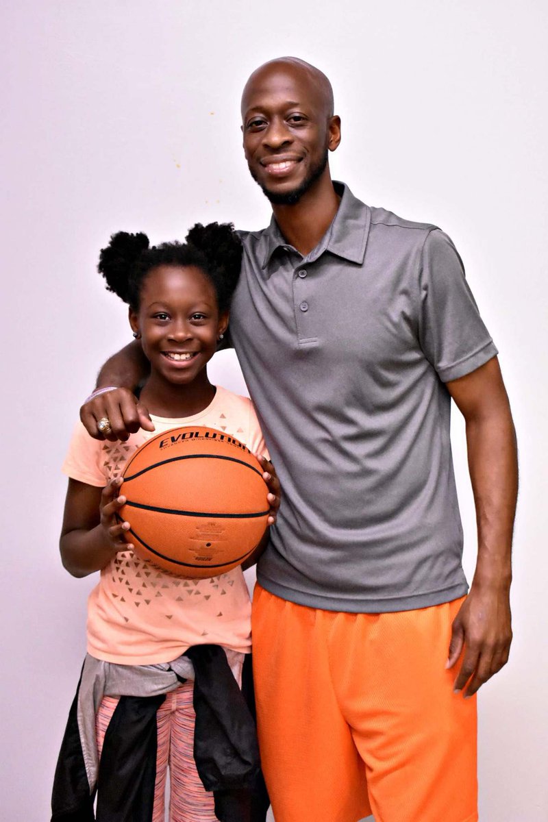 asset_team's tweet image. Every good team has a great Team Manager! Lil India is the best Team Manager on the market! 

Unfortunately, she will be retiring after this season because we are bringing the girls out next summer 👀!! #TeamAsset #GirlsGotNext