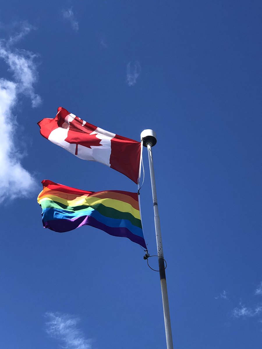 StAndrewsMS1's tweet photo. Pride flag is flying high at St. Andrew’s! #soproud #community #unity https://t.co/pxr2tjS4oe