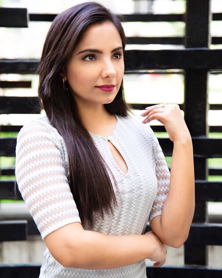 ModhaRiya's tweet photo. Eyes full of wonder 🤩
#ReeMode #Portrait https://t.co/CRm0TEg6CC
