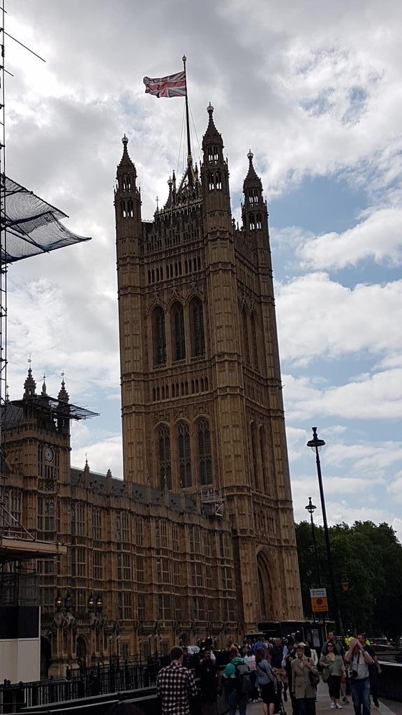 Had a great time today with <a href="/Warwick_SocSci/">Warwick Soc Sci</a> at an <a href="/indparltrust/">Industry and Parliament Trust</a> training event at the Houses of Parliament! Learnt a lot!