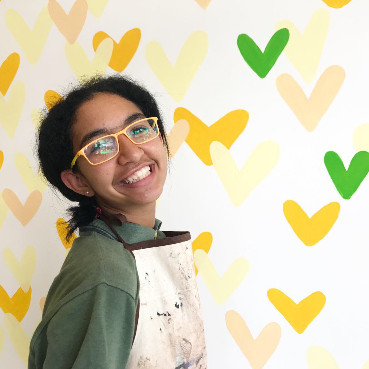 meinenartstudio's tweet image. Congratulations on completing your mural Hana! I’m so proud of you! #rvisionaries #ignitepassions #NESArts #BahrainEDU @rvis.bh