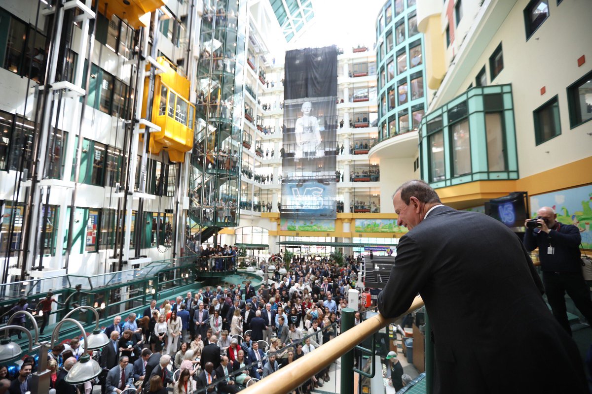 sickkids's tweet image. .@TedGarrard @ronald_cohn Katie Taylor &amp;amp; @SenatorMarwah announce the largest gift ever to @SickKidsNews—Peter Gilgan’s generous donation of $100 million. “Thanks to Peter Gilgan, and the Gilgan family, we're more sure now than ever that a new SickKids will rise!”