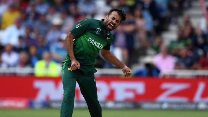 Pakistan National Cricket Team - Twitter Photo - OUT! Rahul