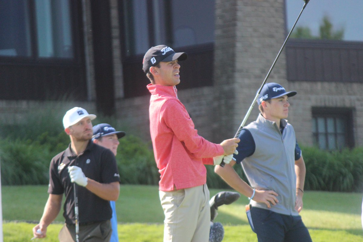 CentralOHGolf's tweet photo. Local players are off to good starts here at Springfield Country Club.
#golfslongestday #usopensectionals https://t.co/gqrftEUMcA