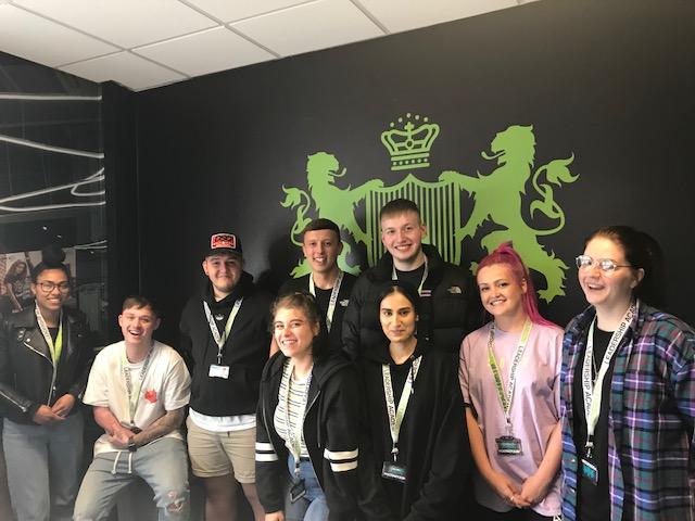 Sarahfootasylum's tweet photo. Here is @Footasylum's first Leadership Academy. They've all had a busy week at Head Office learning about all things Footasylum.
Last week the Academy have enjoyed workshops from HR and talks from Loss Prevention. https://t.co/RTocM5bokC