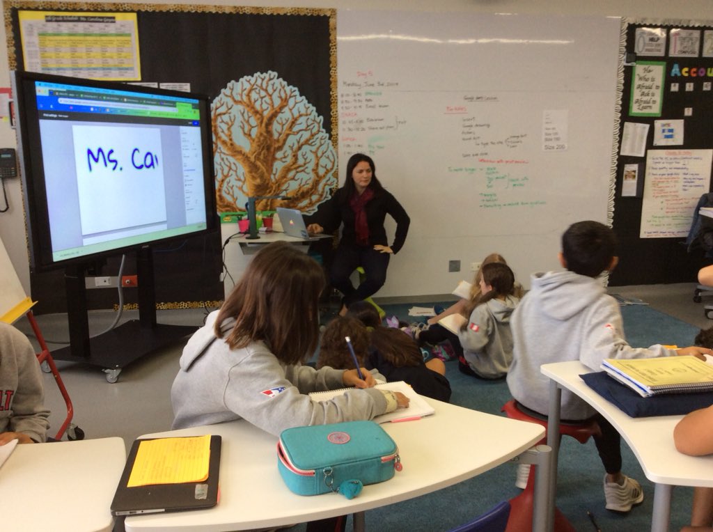 cgayoso203's tweet photo. Amazing lesson by Ms @puppoperfumo on working with #googledrawings to create titles and graphs! @FDRElementary  #FDRrocks https://t.co/QjDAvKXaSM