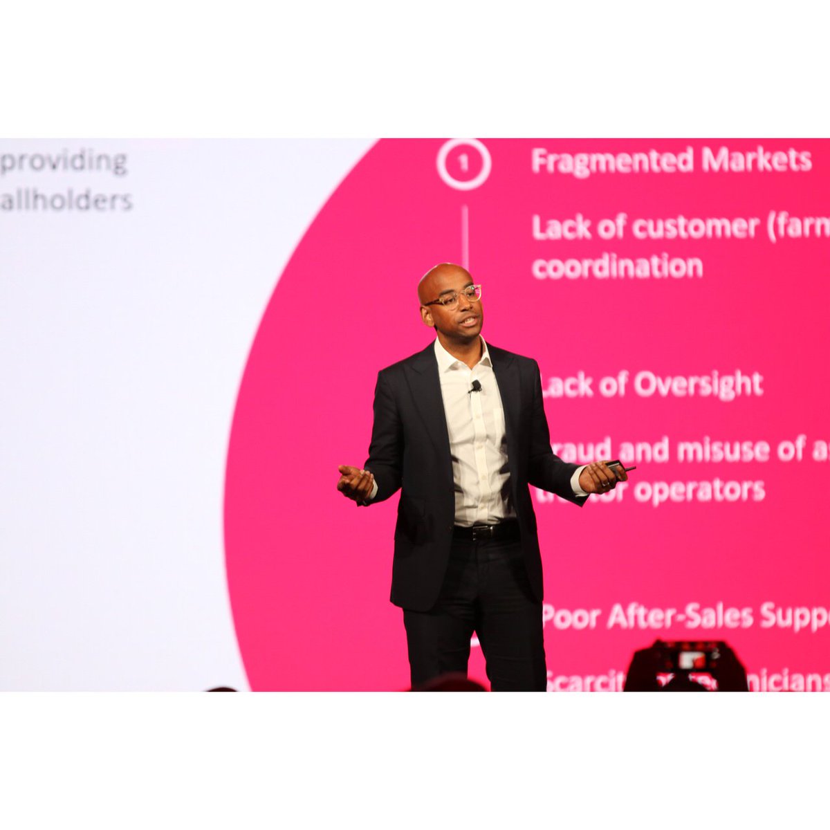 HelloTractor's tweet photo. Did you know that we were able to roll out the first version of our mobile app in just 2.5 months thanks to @Kinvey’s mBaaS infrastructure?
@Jehiel made a presentation at their recently concluded #progressnext conference and we are loving these photos from the event! https://t.co/gxjWys1G9m