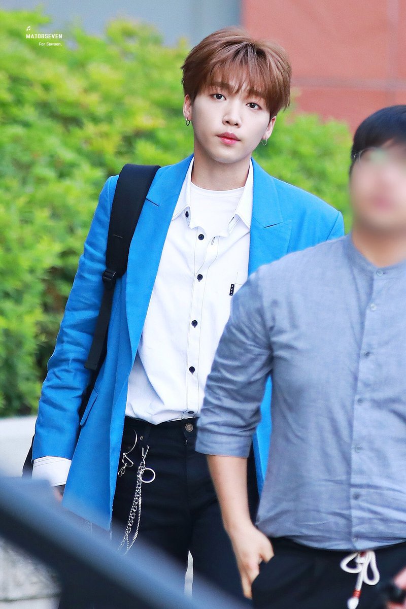 180521 - ydpp member, jeong sewoon! i think this was the first time we saw him with a big earings?