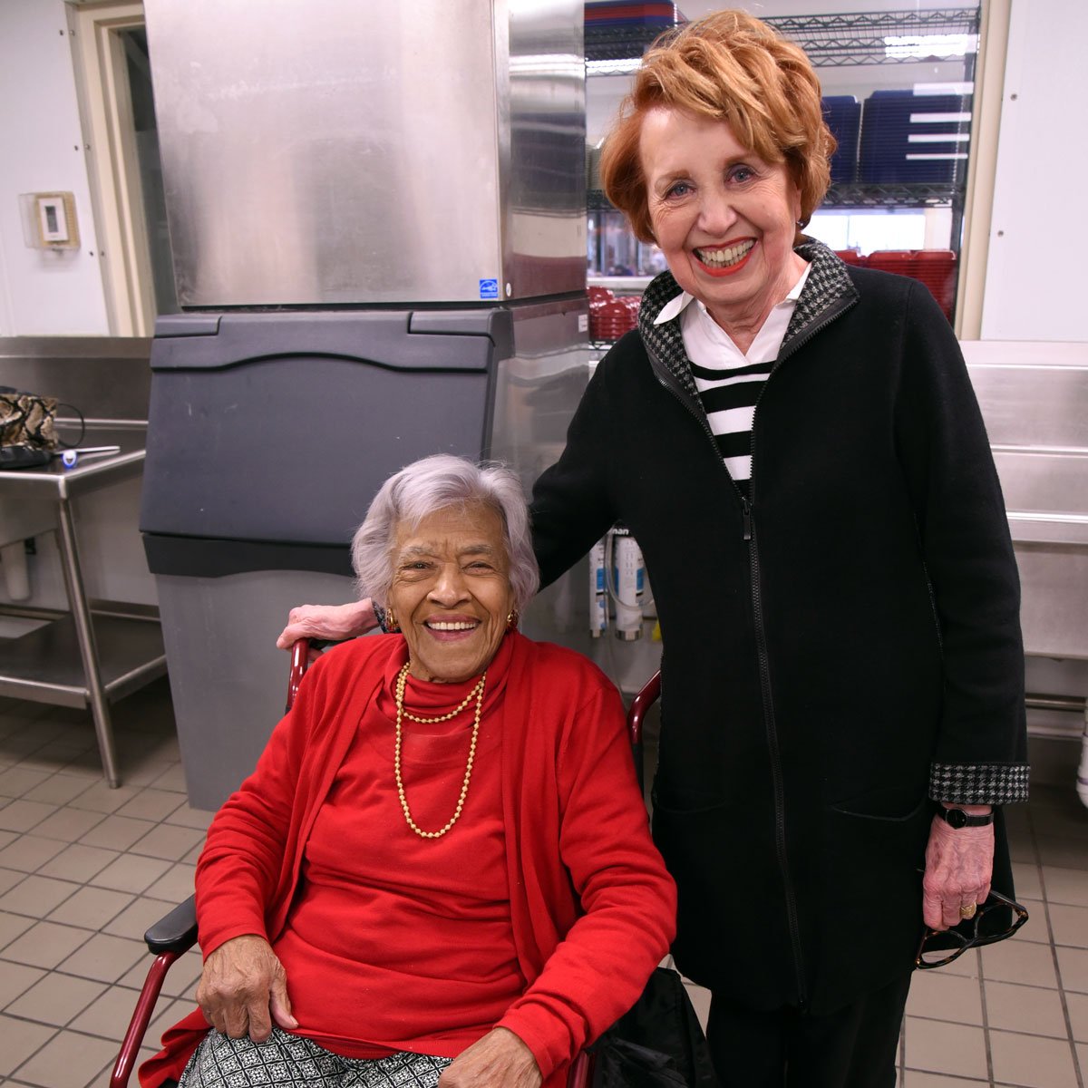 NOCCA's tweet photo. .#ChefLeahChase was a cook, a mentor, and a New Orleans icon. She was also a longtime NOCCA fan and former NOCCA Institute board member. Here are some pics from her most recent chat with our Culinary Arts students (when she was joined by NOCCA co-founder, Shirley Trusty Corey). https://t.co/SC4k9JKJ0q