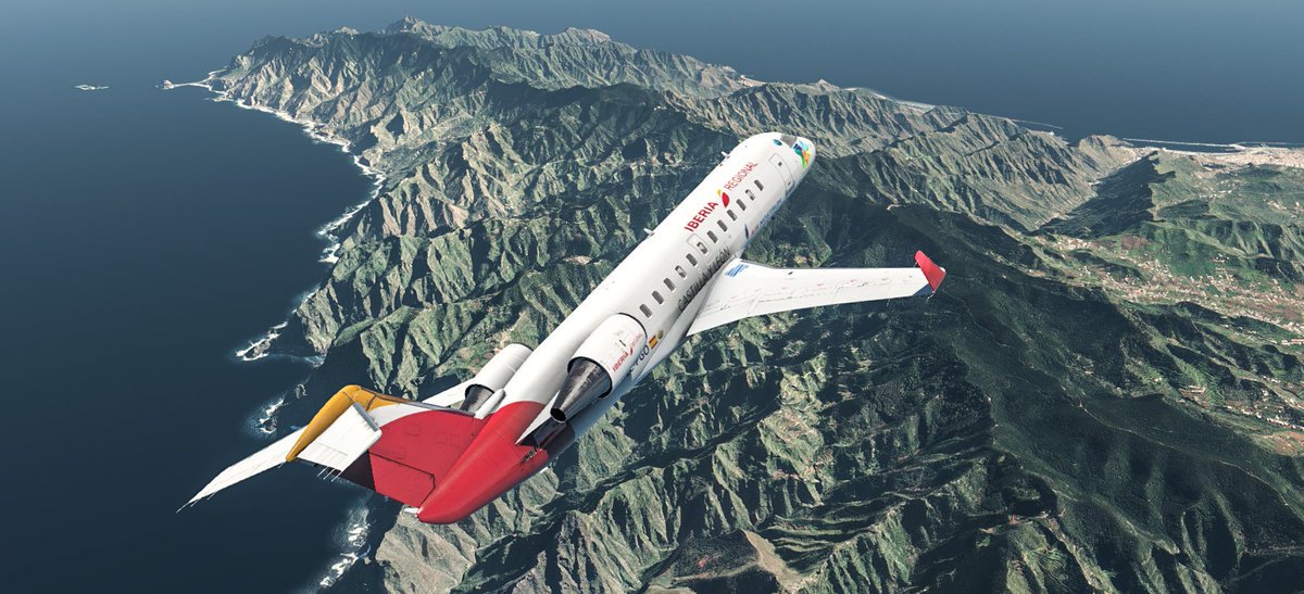 spotter_bcnlebl's tweet photo. Saliendo de esta maravillosa isla rumbo a Valencia con el pequeño pero matón CRJ200. https://t.co/17h9zaa16g