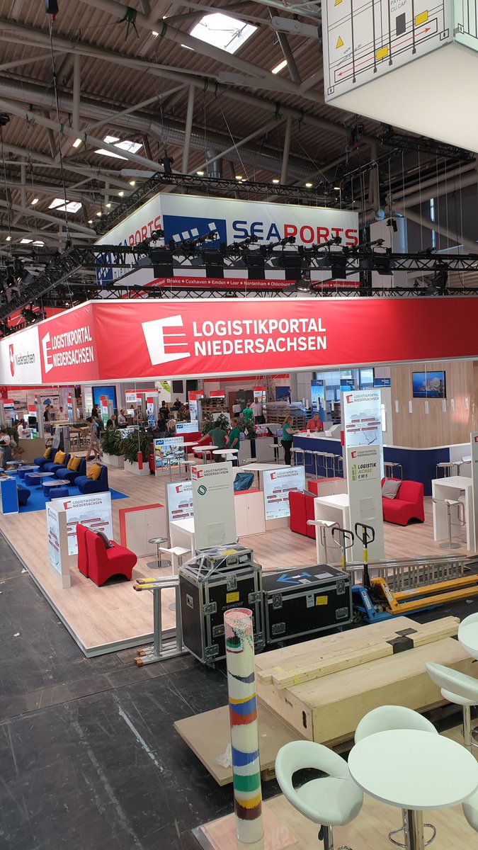 Logistikportal's tweet photo. transportlogistic2019: Morgen geht es endlich los, aber heute ist schon alles (fast) fertig – Danke an das Team @SeaportsN für die super Vorbereitung! https://t.co/vup9pjmqXC