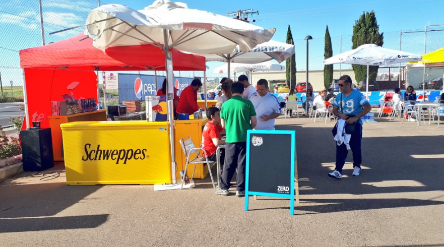 EcotisaCUP's tweet photo. 💚🐘 II @EcotisaCUP 

🍕 ¡Como va llegando la hora de comer aprovechar la oportunidad para dar las gracias a @telepizza_es! 👏🏼

¡Podríamos decir que el secreto esta en la masa! 😜😂

🖥 https://t.co/LRASipK7tE

#NoLoDejesFueraDeJuego

@equipa2sport @CRSASALAMANCA @Ecotisa_ https://t.co/ZqQljKP6F9