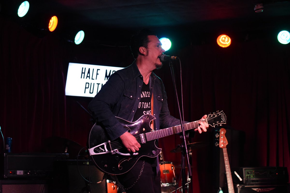 countryintheuk's tweet photo. @clehmannphotos went, saw, and conquered @countryaftnoon and loved it! Check out her review of Sunday’s show & photos below! 🕺🏻💃🏻🕺🏻✨
https://t.co/vPAS8qSRCZ
#countryintheafternoon #jessedayton #russtolman #kateekross #morganway https://t.co/DdeithbX3h