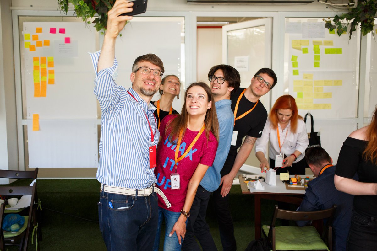 SymphonyCareer's tweet photo. Over 35 locations all around the world have joined the Global #ServiceDesignDay and Symphony Solutions was among them 👏 It was a challenging, productive and fun experience for teams and service design professionals 😉 #servicedesign #SDN #symphonysolutions https://t.co/ANPvHpYqX9