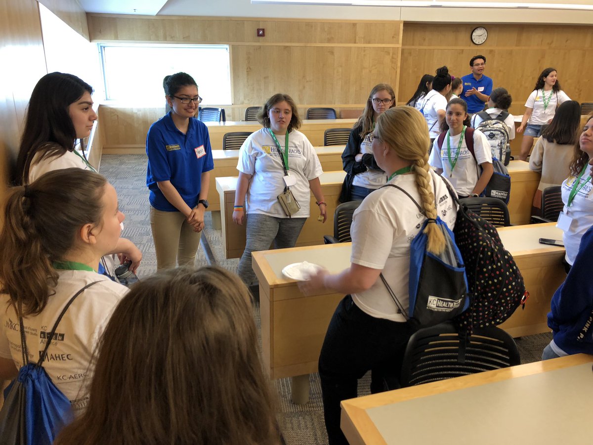 KCHealthTracks's tweet image. Kicking off KC HealthTracks summer externship!!