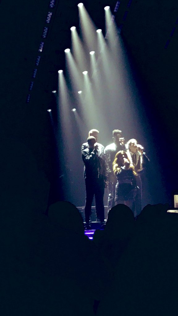 LnLexie's tweet photo. I’m telling you....if you wanna see a good show...go see @PTXofficial one of the best shows I’ve seen in a while!!! https://t.co/mvzwDGAErG