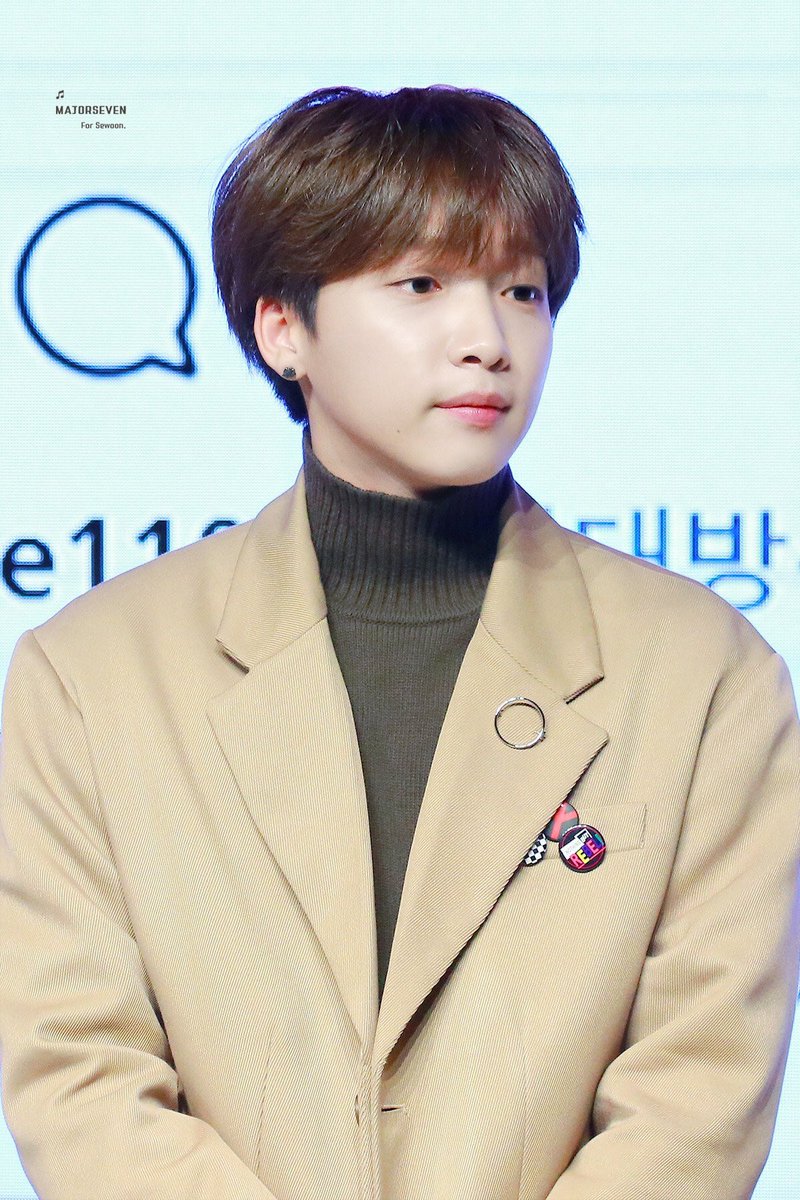 181108 - turtle neck sewoon