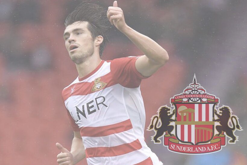 TheLeagueOneHub's tweet photo. Having already wanting a move up north to join Sunderland in January. Will the red and white army be back in the market for Doncaster striker John Marquis???. 

🔽🔽🔽🔽🔽🔽🔽
#SAFC have your say. 
#DRFC Will he stay or will he go? https://t.co/PZXvwweTEj