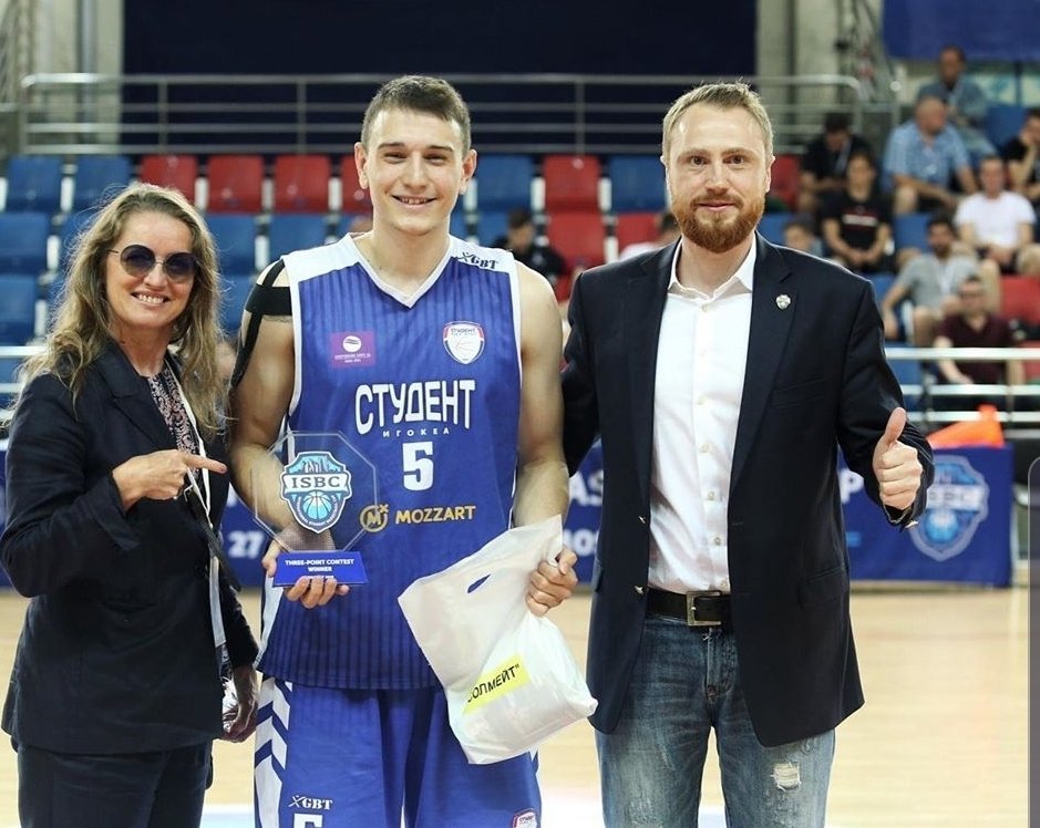 BCIgokea's tweet photo. Nakon velike borbe protiv Rusije 2 Igosi su pobijedili poslije 2 produžetka 127:119. Talić 29p 5sk, Nešković 25p 7sk, Bošković 24p 16 sk, Nikolić19p, Lakić 14p, Živković 10p. Na takmičenju u šutiranju trojki pobjednik je naš Darko Taluć #našakuća #republikasrpska #isbcup #Russia https://t.co/yL9jugCyvO