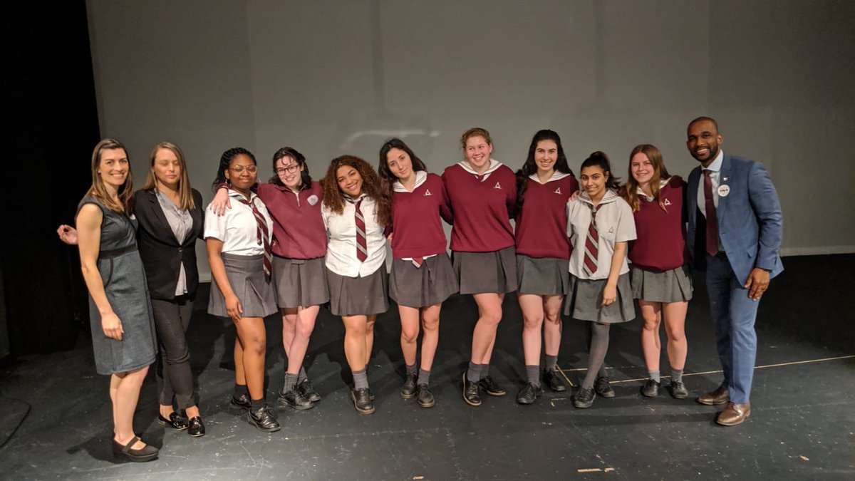 Had an awesome morning listening to our young leaders advocate for various local charities. We are extremely honoured to support them! Great work ladies!  <a href="/YPI_cares/">YPI Canada</a> <a href="/SHong_TD/">Simon Hong</a> <a href="/KayaOHearn/">Kaya O'Hearn</a> <a href="/AlexSciucca/">Alex Della Sciucca</a>