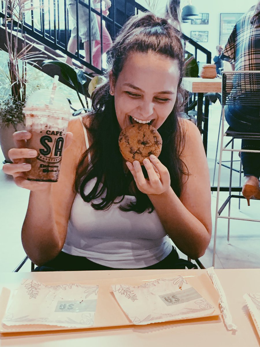 runfrombts's tweet photo. 🍪𝙲𝚘𝚘𝚔𝚒𝚎𝚜?? 𝚈𝚎𝚊𝚑 𝙸 𝚕𝚘𝚟𝚎 𝚔𝚘𝚘𝚔𝚒𝚎🍪

~larinha

>#ARMYSelcaDay #ARSD @BTS_twt< https://t.co/3bgQ0PqsXo