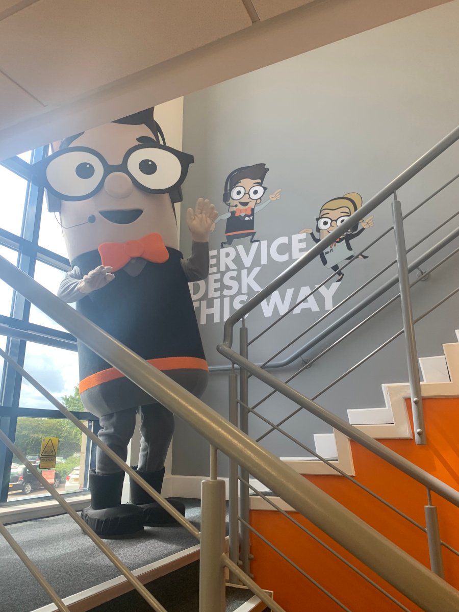 AirITLtd's tweet photo. Tech Tom and i-Tina are in town! We've got something very exciting on the cards this summer in partnership with @DerbyshireCCC 👀🏏 Thanks to the brilliant @KarlEvansStudio for bringing our mascots to life 👏👏 https://t.co/GUaUMVAnlD