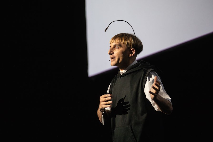 “I think the more we design ourselves the less we’ll have to design the planet and the less we’ll have to change it.” 

Find out exactly what <a href="/NeilHarbisson/">Neil Harbisson</a> means: inda.ba/2XloF4m