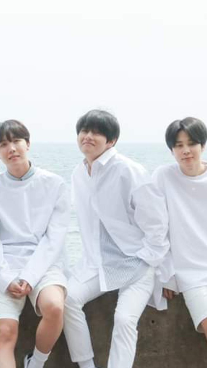 v_heart95's tweet photo. #2019BTSFESTA #BTS #V #Taehyung 2019 Photo Collection https://t.co/YgEoxtUhT1